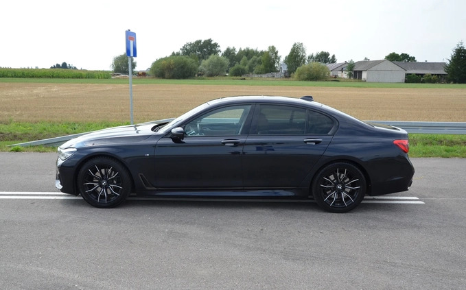 BMW Seria 7 cena 150000 przebieg: 205000, rok produkcji 2017 z Zambrów małe 781